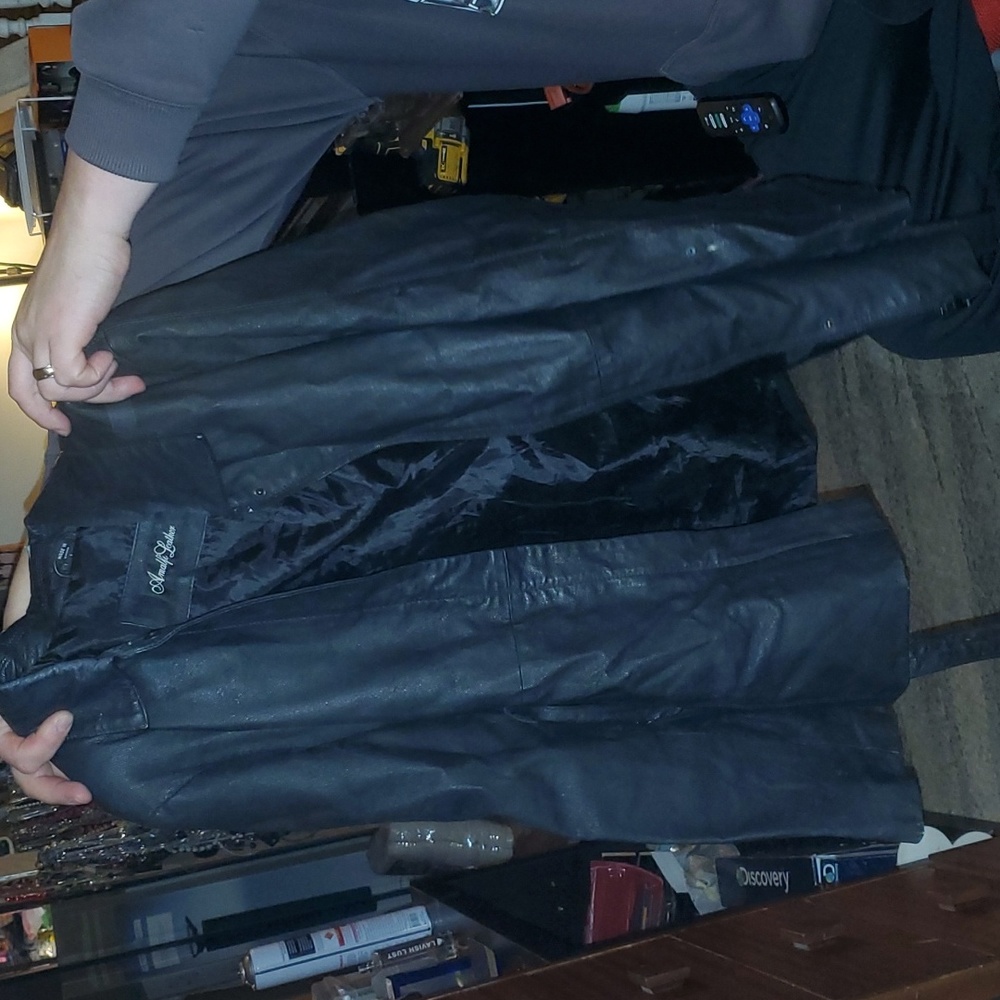 Leather jacket - Picture 6 of 6